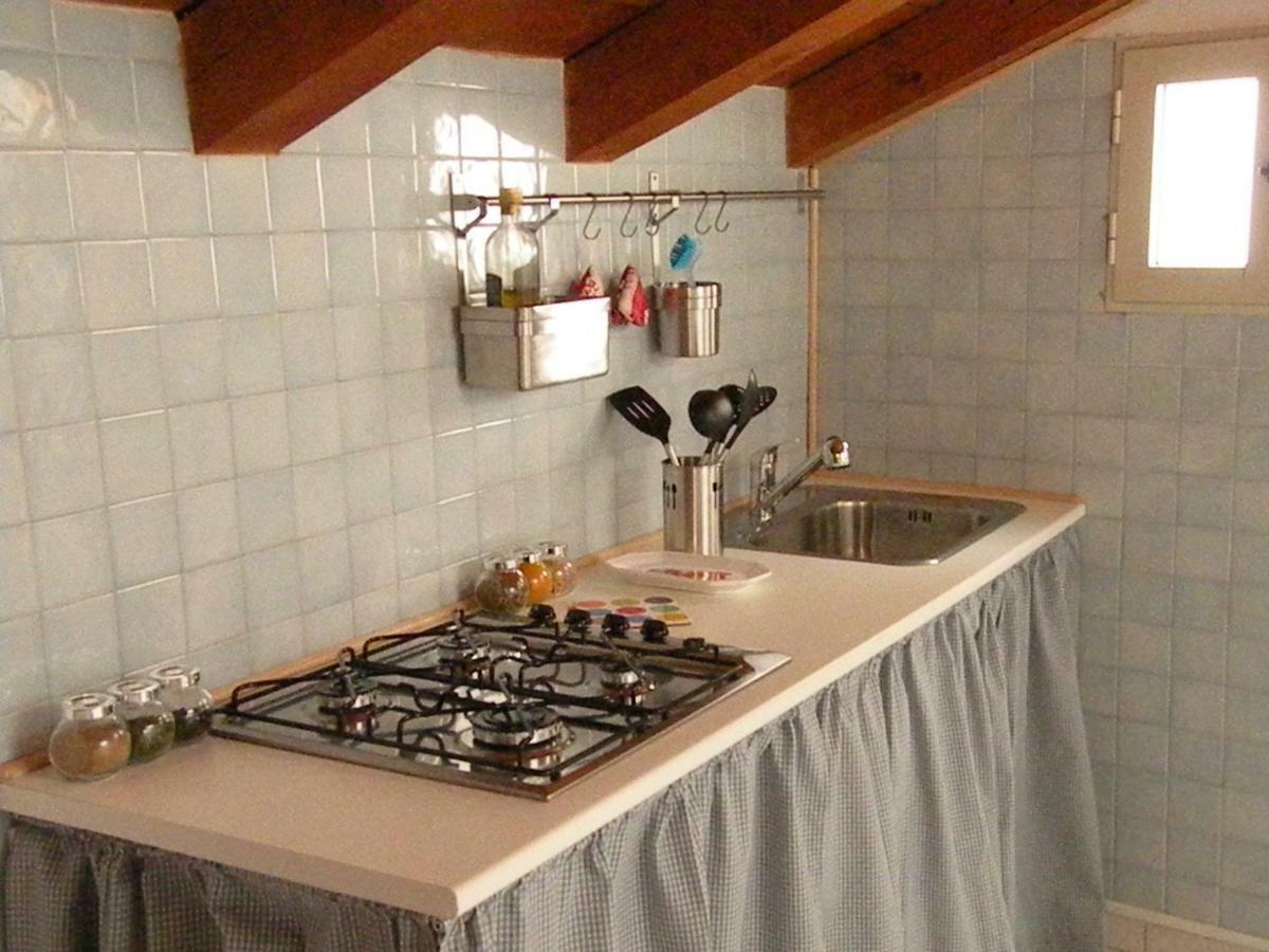 Deliziosa Mansarda Nel Quartiere Marina - Cagliari Q8577 Apartment Bagian luar foto